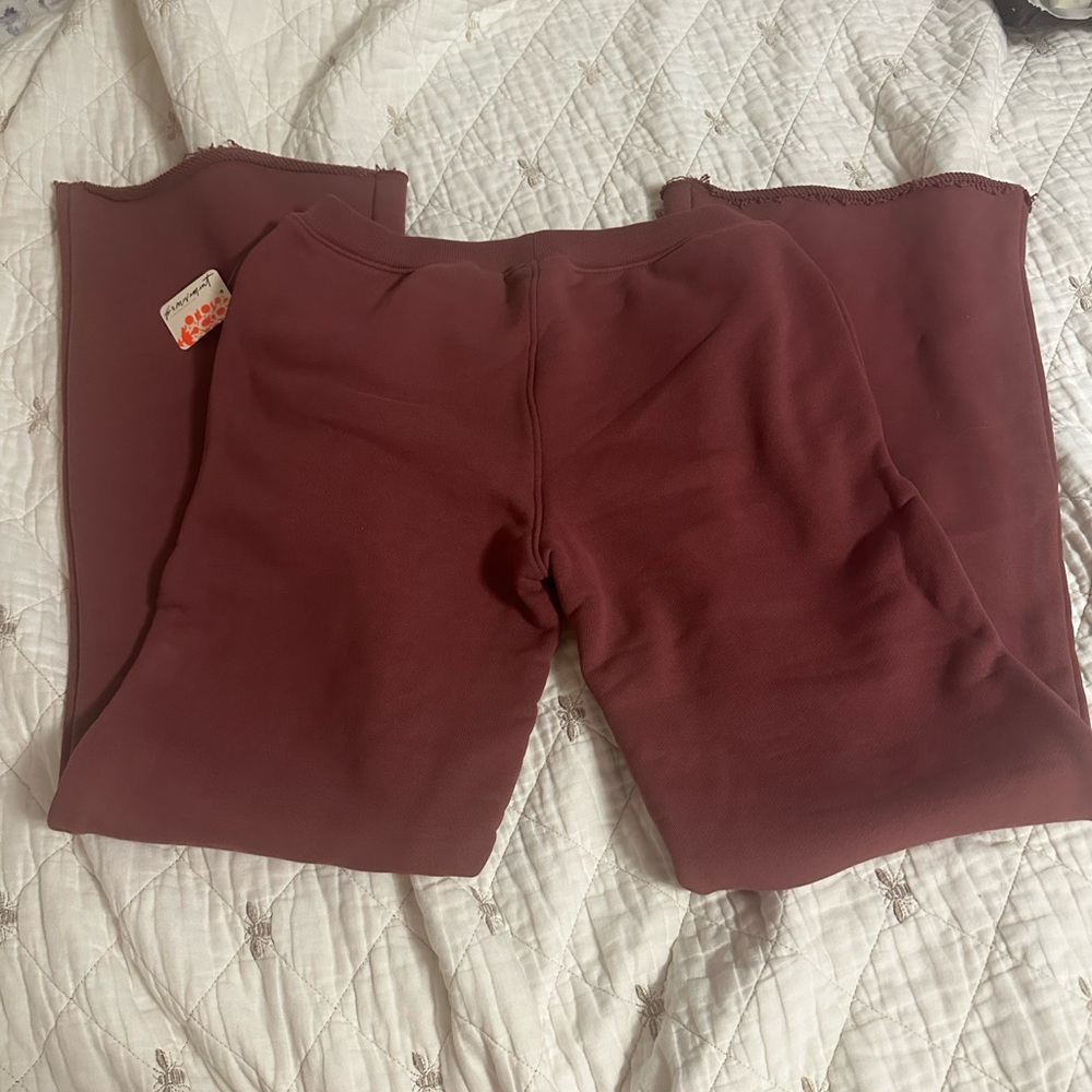 Stance flare sweat pants by FP MVMT - Picture 7 of 7